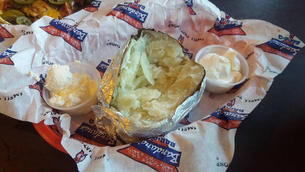 Bandanas Bar-B-Q | restaurant | 1015 S Jefferson Ave, Lebanon, MO 65536, USA | 4179913044 OR +1 417-991-3044