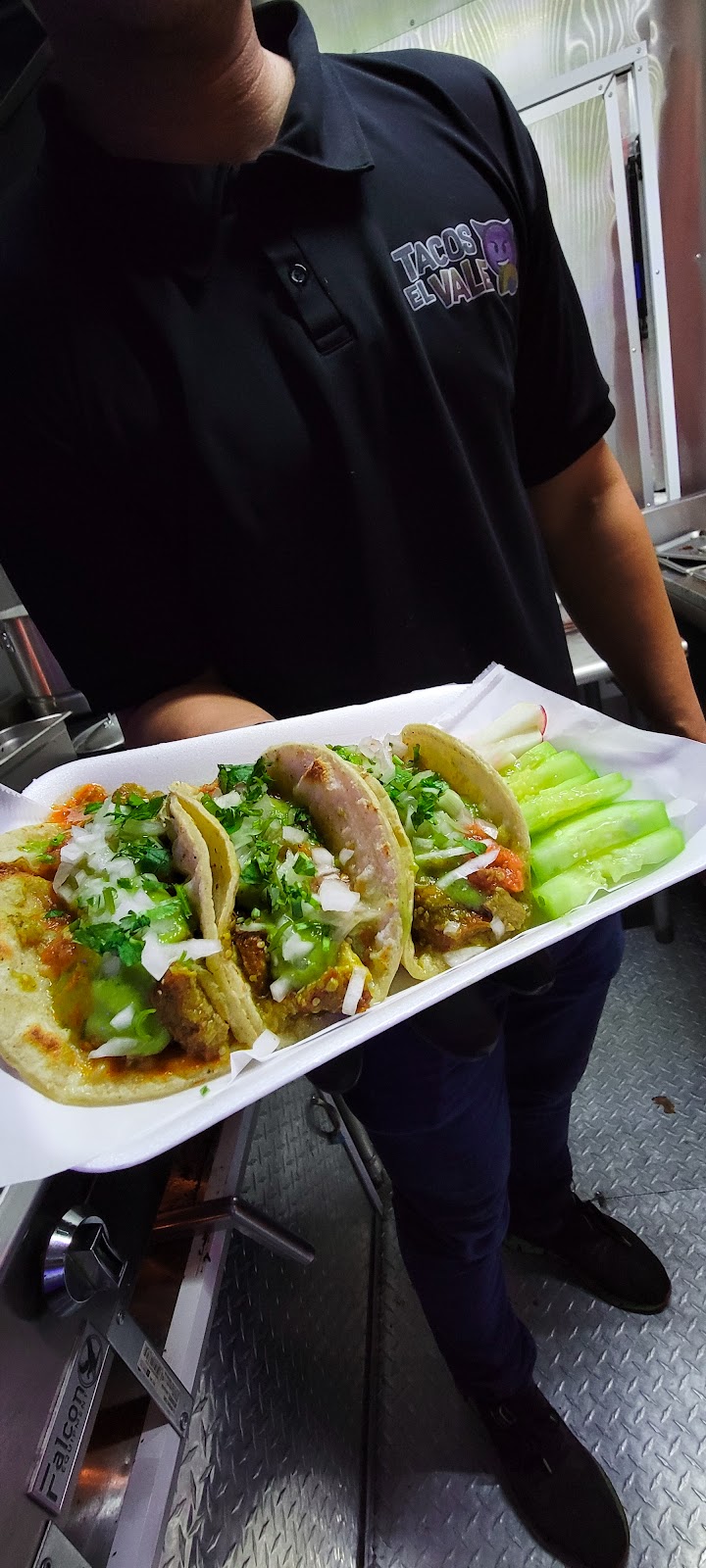 Tacos El Vale | restaurant | 4409 W Indian School Rd, Phoenix, AZ 85031, USA | 6024022336 OR +1 602-402-2336