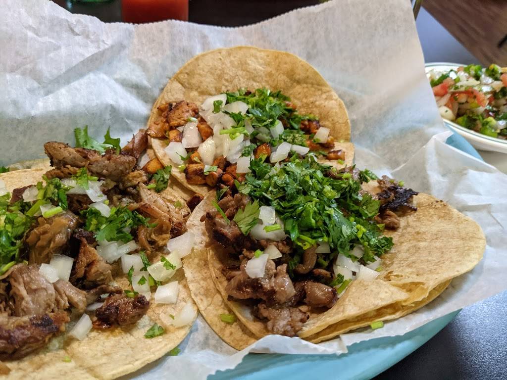 El Sombrero | restaurant | 1529 W Battlefield Rd, Springfield, MO 65807, USA | 4178878810 OR +1 417-887-8810