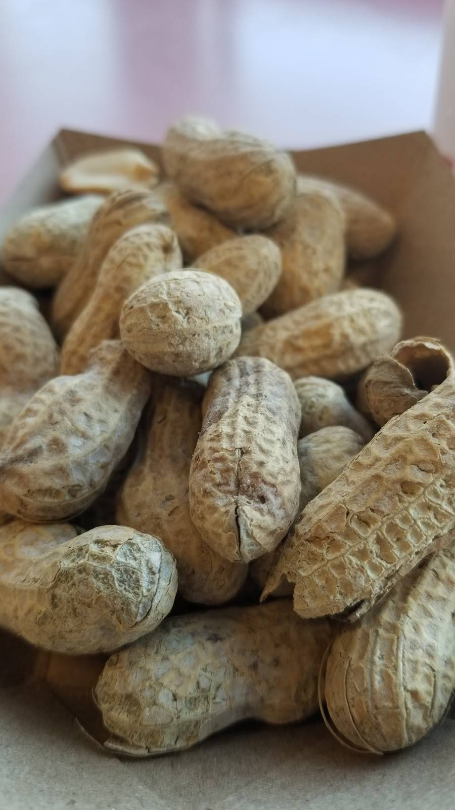 Five Guys | meal takeaway | 611 Highgrove Pl, Rockford, IL 61108, USA | 8152267020 OR +1 815-226-7020