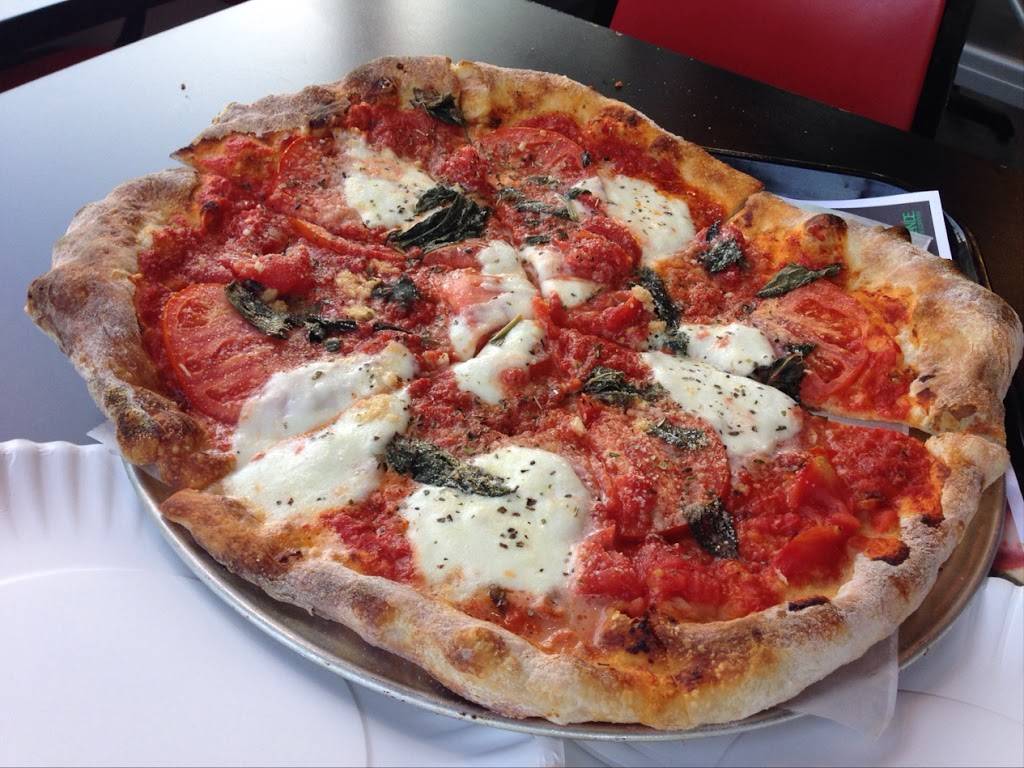 Scubbers Hot Wings | restaurant | 186 Wolf Rd, Albany, NY 12205, USA | 5187292433 OR +1 518-729-2433