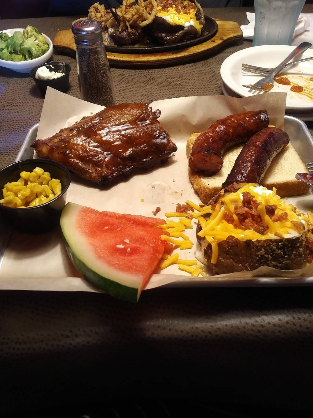 Logans Roadhouse | restaurant | 2710 N Germantown Pkwy, Memphis, TN 38133, USA | 9013815254 OR +1 901-381-5254