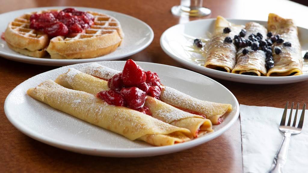 Aunt Emmas Pancakes | restaurant | 214 National City Blvd, National City, CA 91950, USA | 6194776900 OR +1 619-477-6900