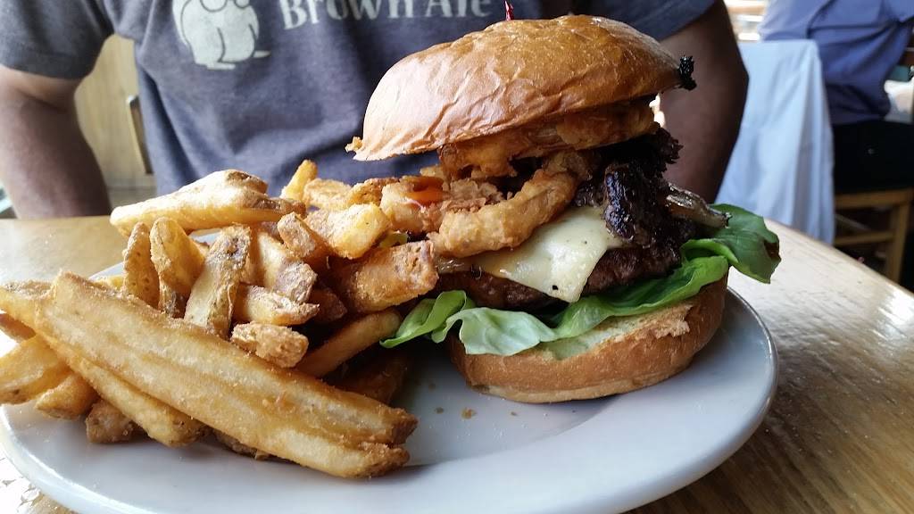 Upland Brewing Co | restaurant | 350 W 11th St, Bloomington, IN 47404, USA | 8123362337 OR +1 812-336-2337