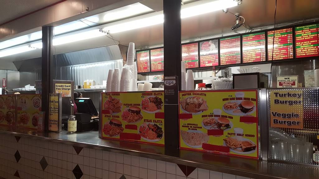 Chris Hamburgers | restaurant | 3950 Slauson Ave, Maywood, CA 90270, USA | 3235881607 OR +1 323-588-1607