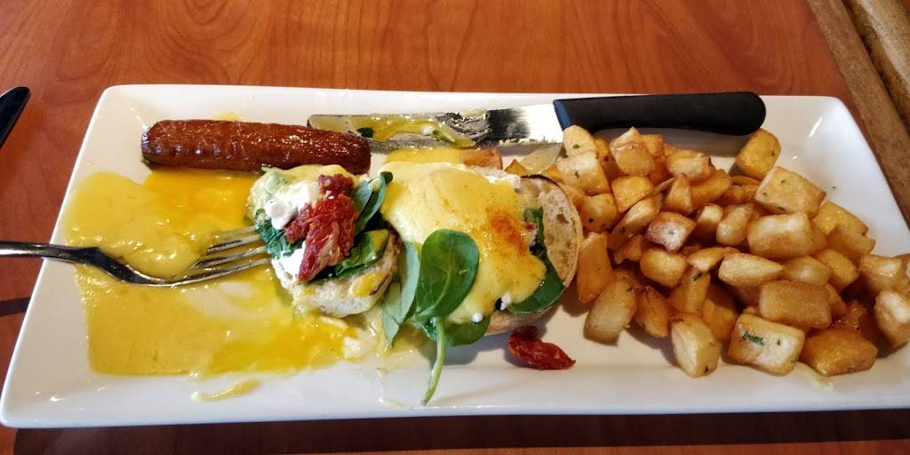 Broadway Bar & Grill | restaurant | 1968 Portobello Blvd, Orléans, ON K4A 4E7, Canada | 6138301575 OR +1 613-830-1575