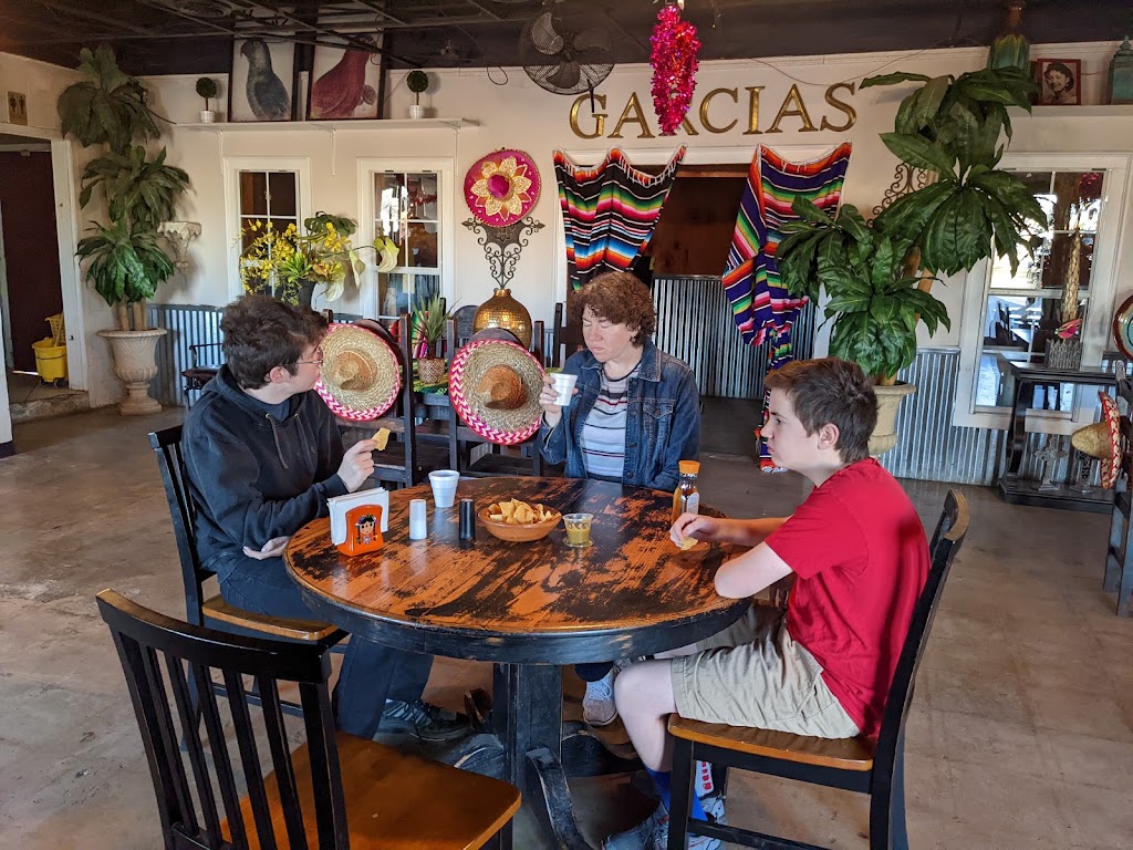 Garcias Burritos | restaurant | 1306 N Lamesa Rd, Midland, TX 79701, USA | 4326844383 OR +1 432-684-4383