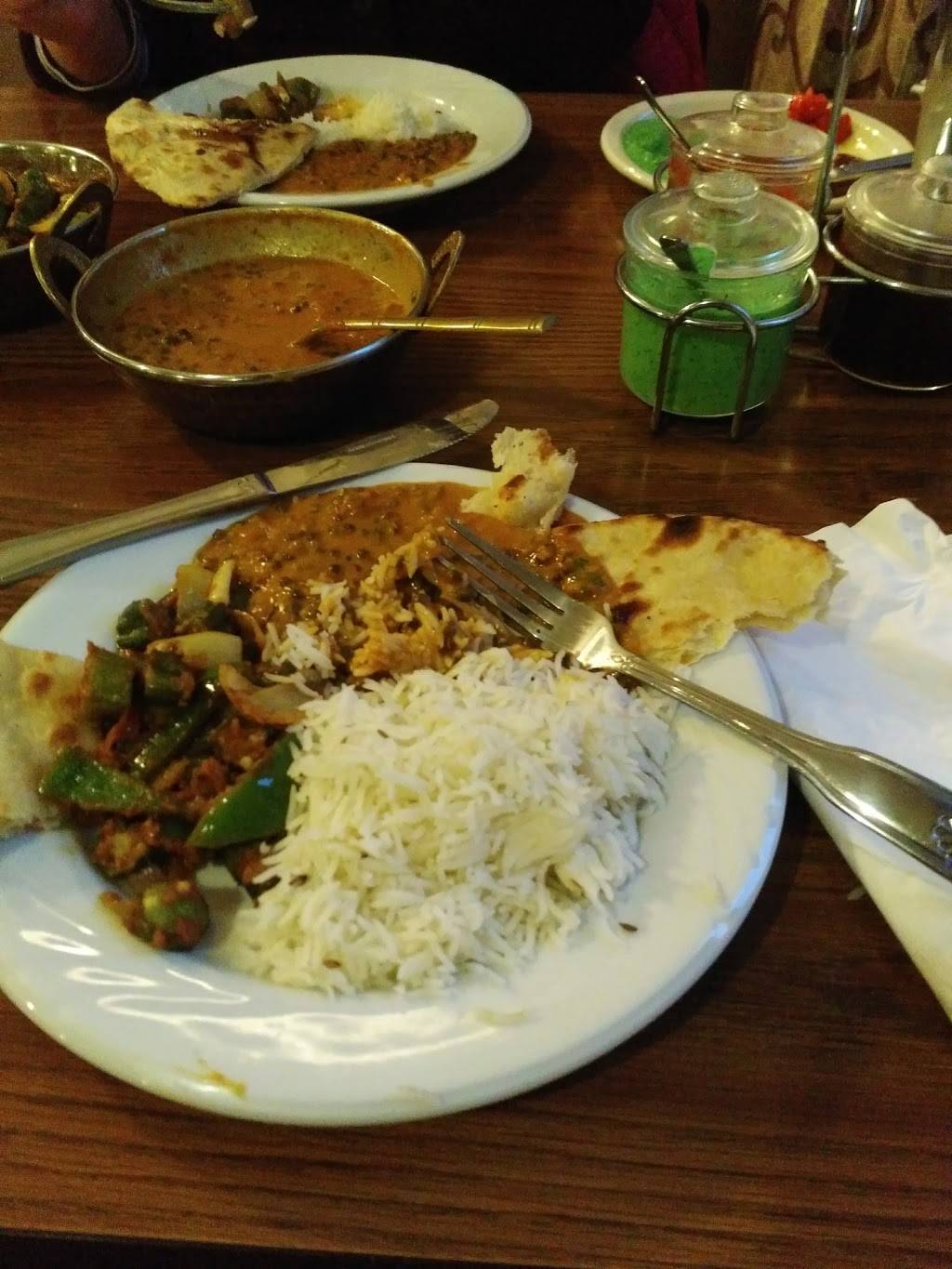 Indias Kitchen | restaurant | 2912 N Martin Luther King Jr Dr, Decatur, IL 62526, USA | 2177065111 OR +1 217-706-5111