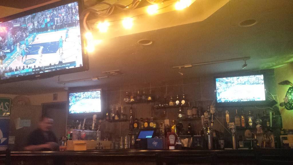 El Patio Cantina | restaurant | 1925 Tapo St, Simi Valley, CA 93063, USA | 8055266422 OR +1 805-526-6422