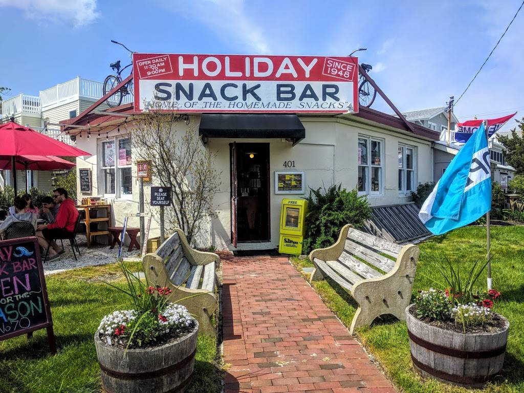 Holiday Snack Bar | restaurant | 401 Centre St, Beach Haven, NJ 08008, USA | 6094924544 OR +1 609-492-4544