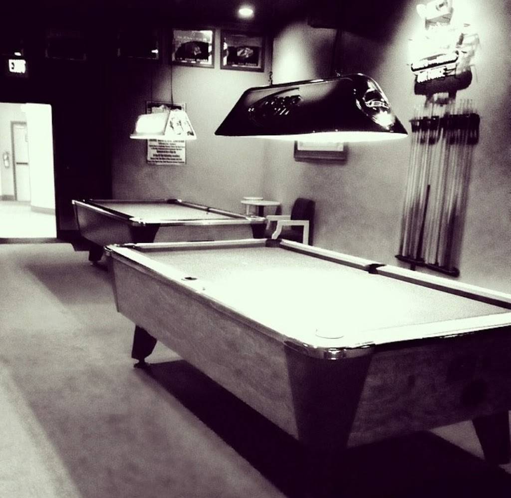 KB Sports Pub | restaurant | 519 Main St, Vacaville, CA 95688, USA | 7074519015 OR +1 707-451-9015