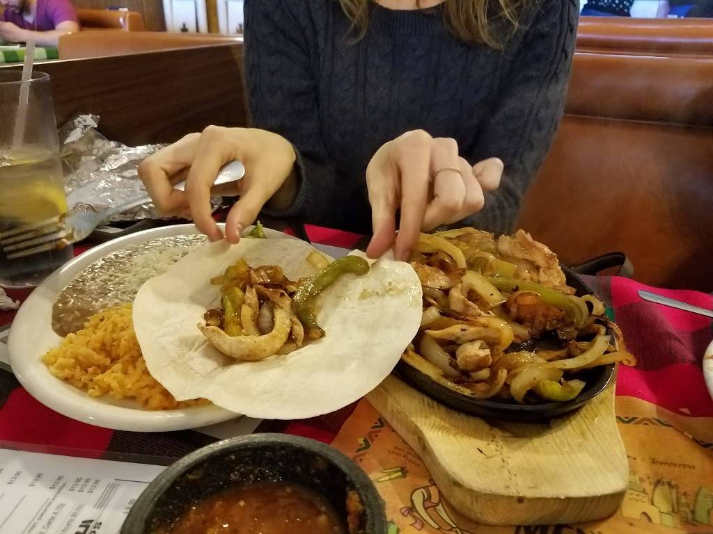 Las 3 Marias | restaurant | 2734 W Tregallas Rd, Antioch, CA 94509, USA | 9257068860 OR +1 925-706-8860