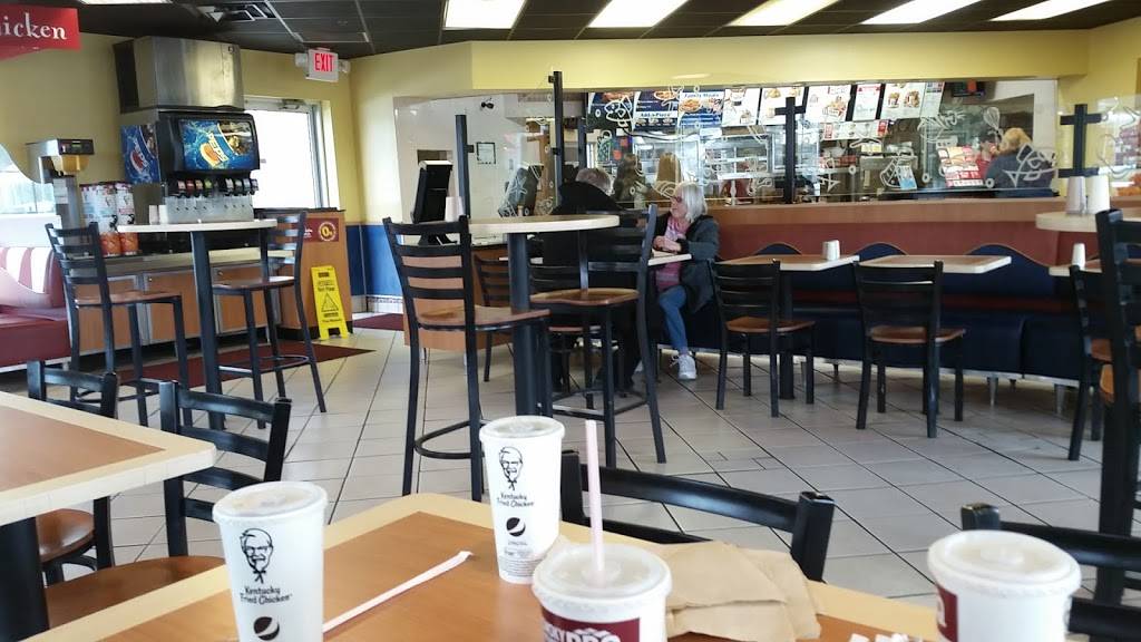 Long John Silvers | restaurant | 3040 Krafft Rd, Fort Gratiot Twp, MI 48059, USA | 8103853311 OR +1 810-385-3311