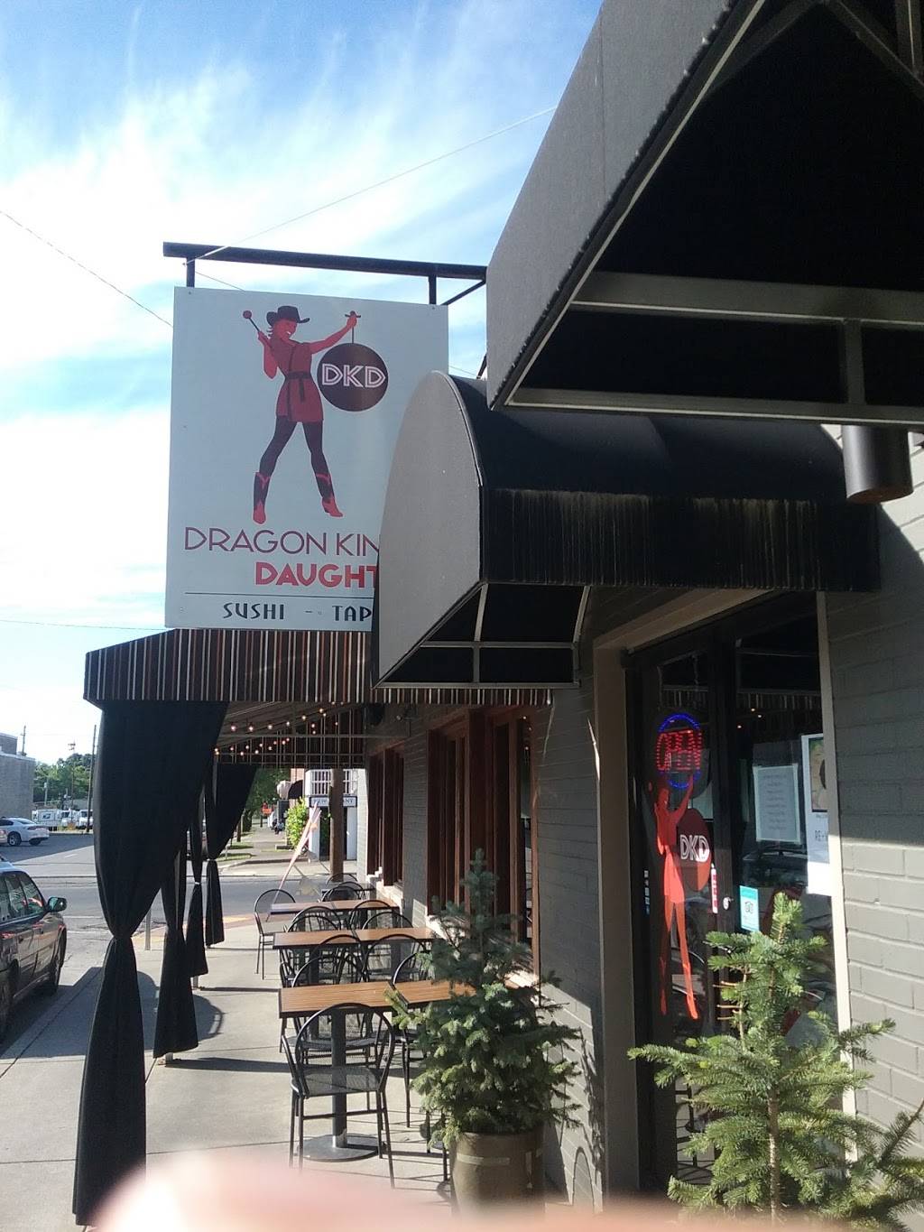 Dragon Kings Daughter | restaurant | 129 W Market St, New Albany, IN 47150, USA | 8127258600 OR +1 812-725-8600