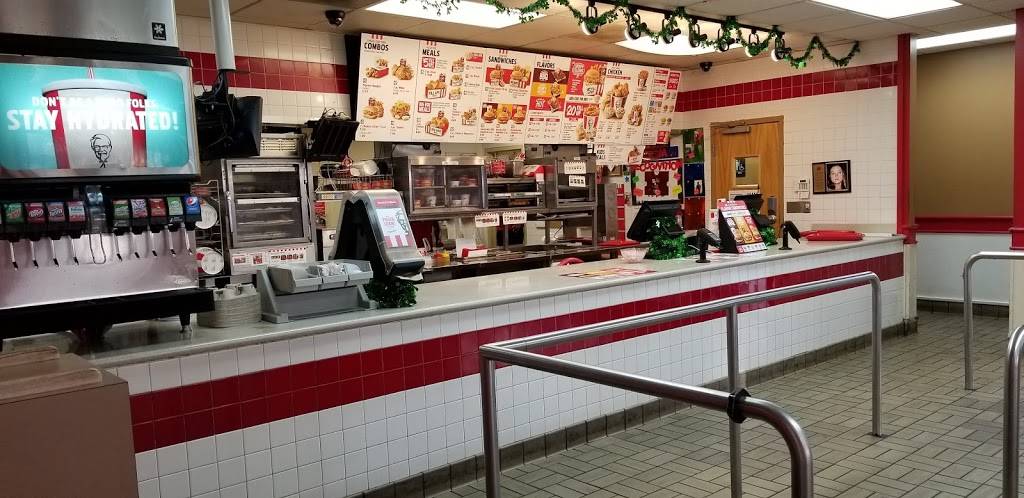 KFC | restaurant | 112 N Dupont Hwy, New Castle, DE 19720, USA | 3023228075 OR +1 302-322-8075