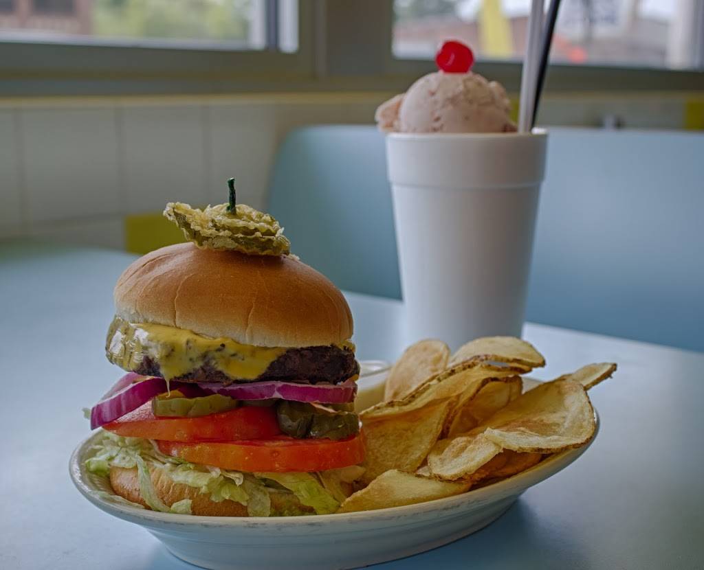 Myras | restaurant | 212 Main St W, Valdese, NC 28690, USA | 8288798049 OR +1 828-879-8049