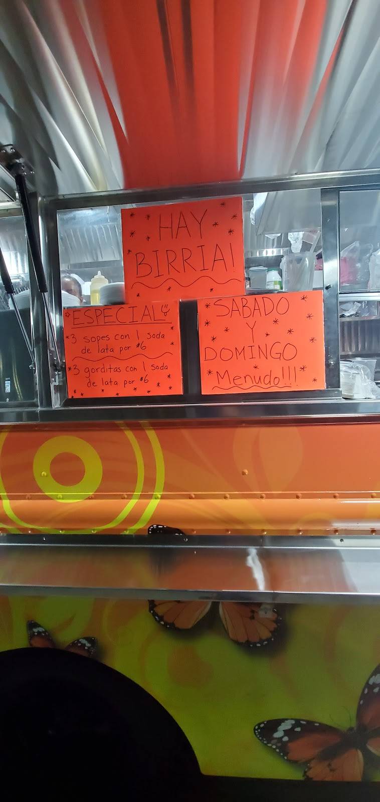 Olis tacos y birria | restaurant | Santa Ana, CA 92707, USA | 7143987911 OR +1 714-398-7911