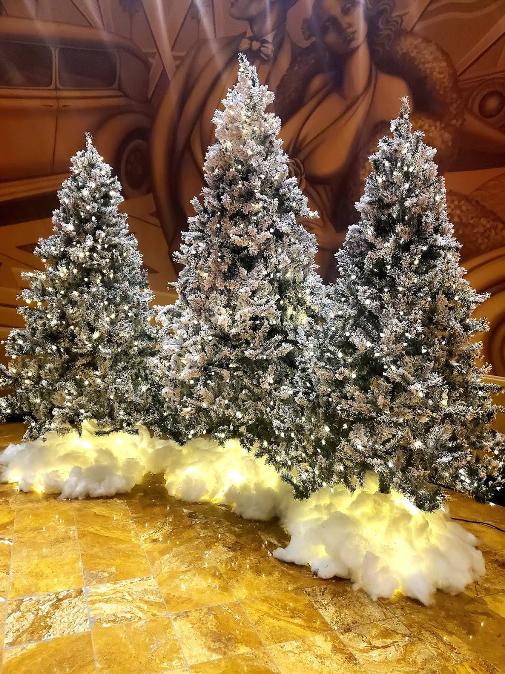 Hollywood Casino at Kansas Speedway | cafe | 777 Hollywood Casino Blvd, Kansas City, KS 66111, USA | 9132889300 OR +1 913-288-9300