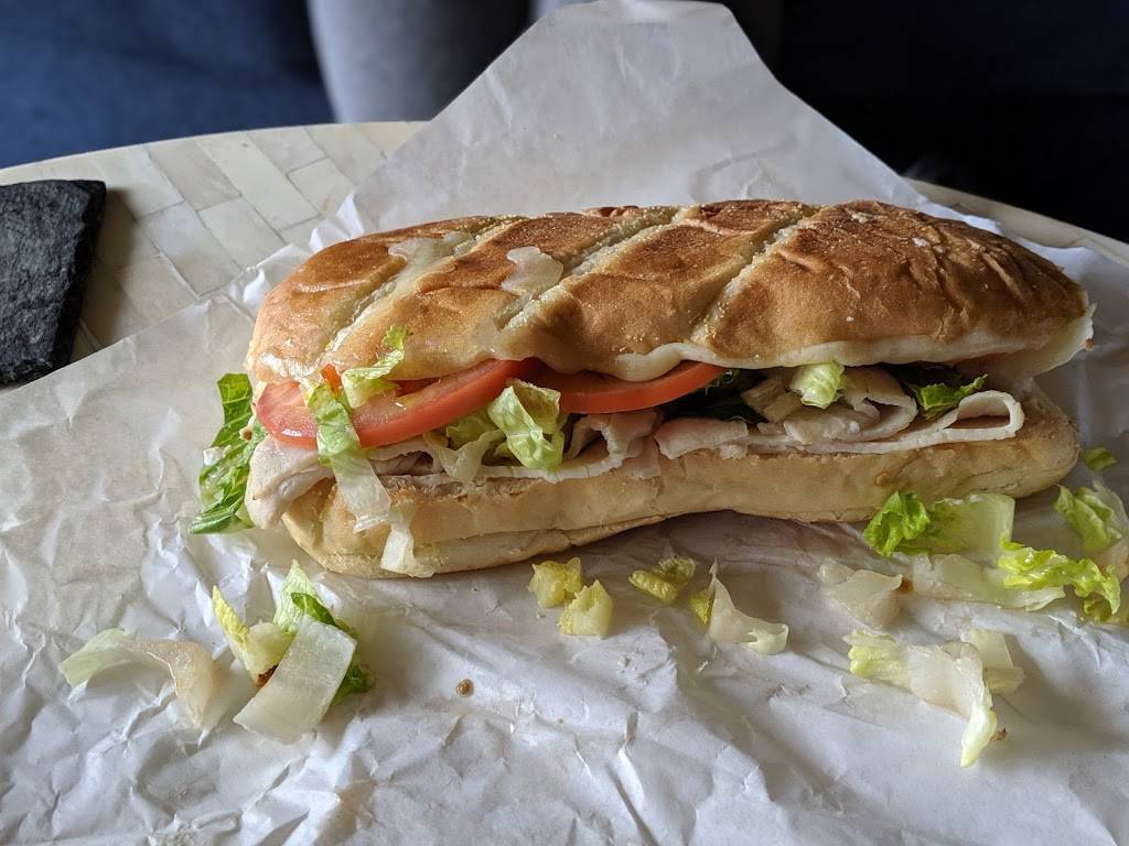 Andys Bistro | restaurant | 4410 6th Ave SE ste b, Lacey, WA 98503, USA | 3608788507 OR +1 360-878-8507