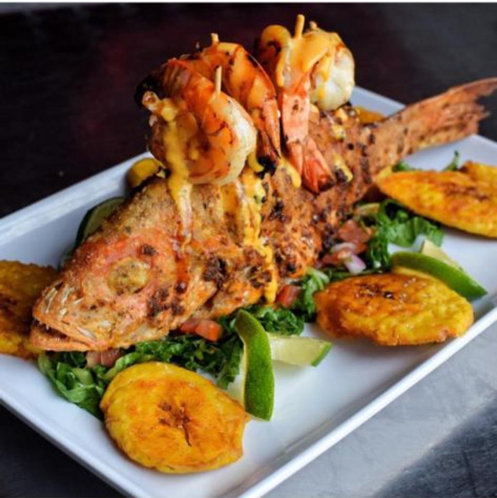 El fogon Caribbean Grill | restaurant | 918 Cherry Ave NE, Canton, OH 44704, USA | 2342152636 OR +1 234-215-2636