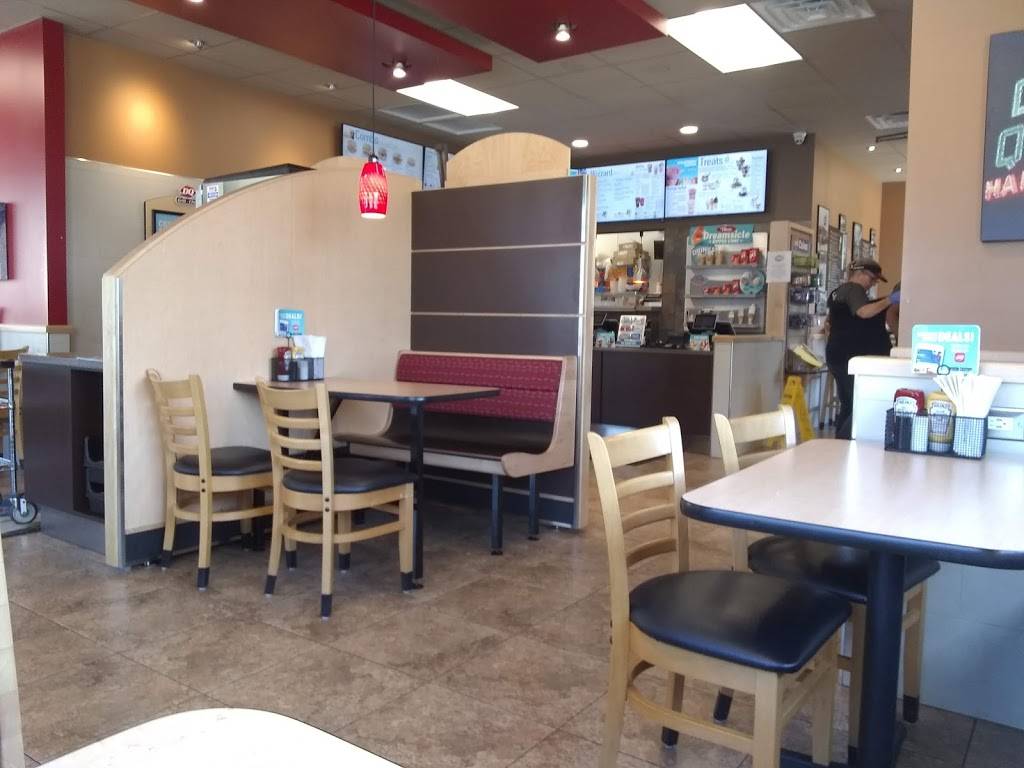 Dairy Queen Grill & Chill | restaurant | 421 Main St, Port Dover, ON N0A 1N0, Canada | 5195839902 OR +1 519-583-9902