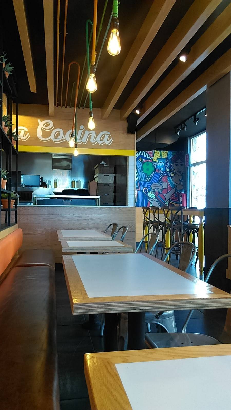 Trotas Plaza | restaurant | Escenica Tijuana-Ensenada 300, Parcelas, 80030, Parcelas, 80030 Rosarito, B.C., Mexico | 016616139094 OR +52 661 613 9094