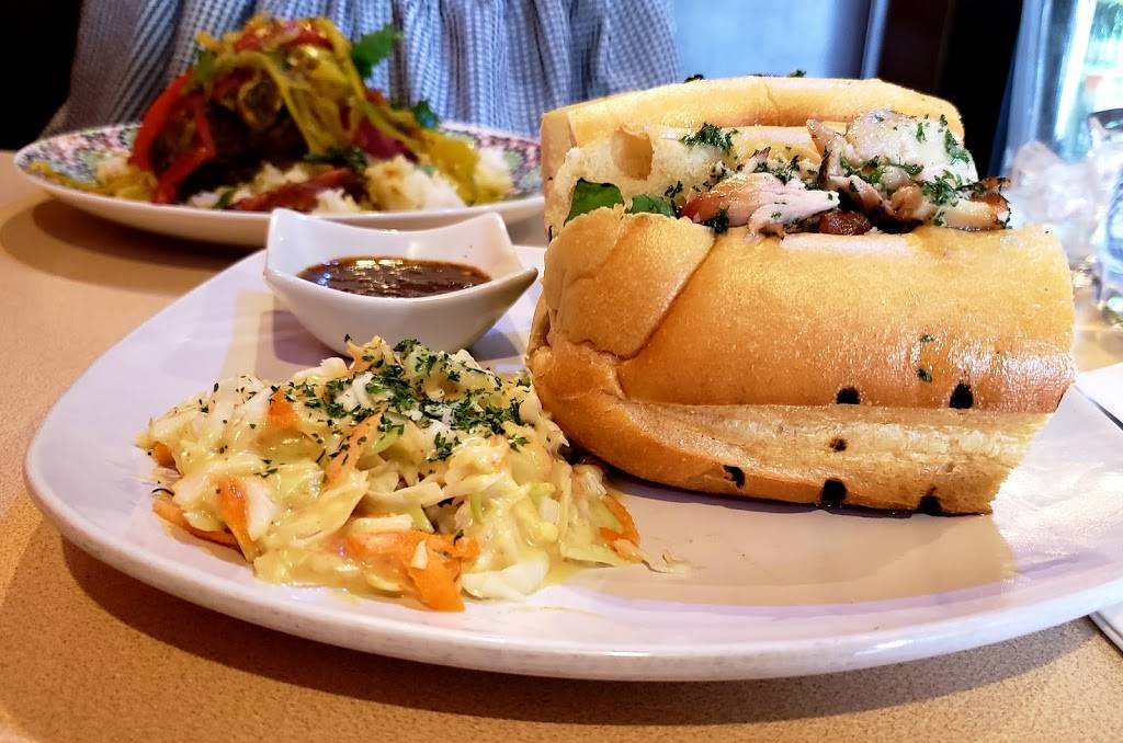 Cafe Paprika | meal takeaway | 734 Washington St, Norwood, MA 02026, USA | 7814400060 OR +1 781-440-0060