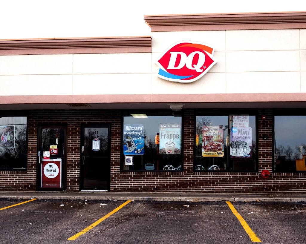 Dairy Queen | restaurant | 841 E Roosevelt Rd, Lombard, IL 60148, USA | 6302611390 OR +1 630-261-1390