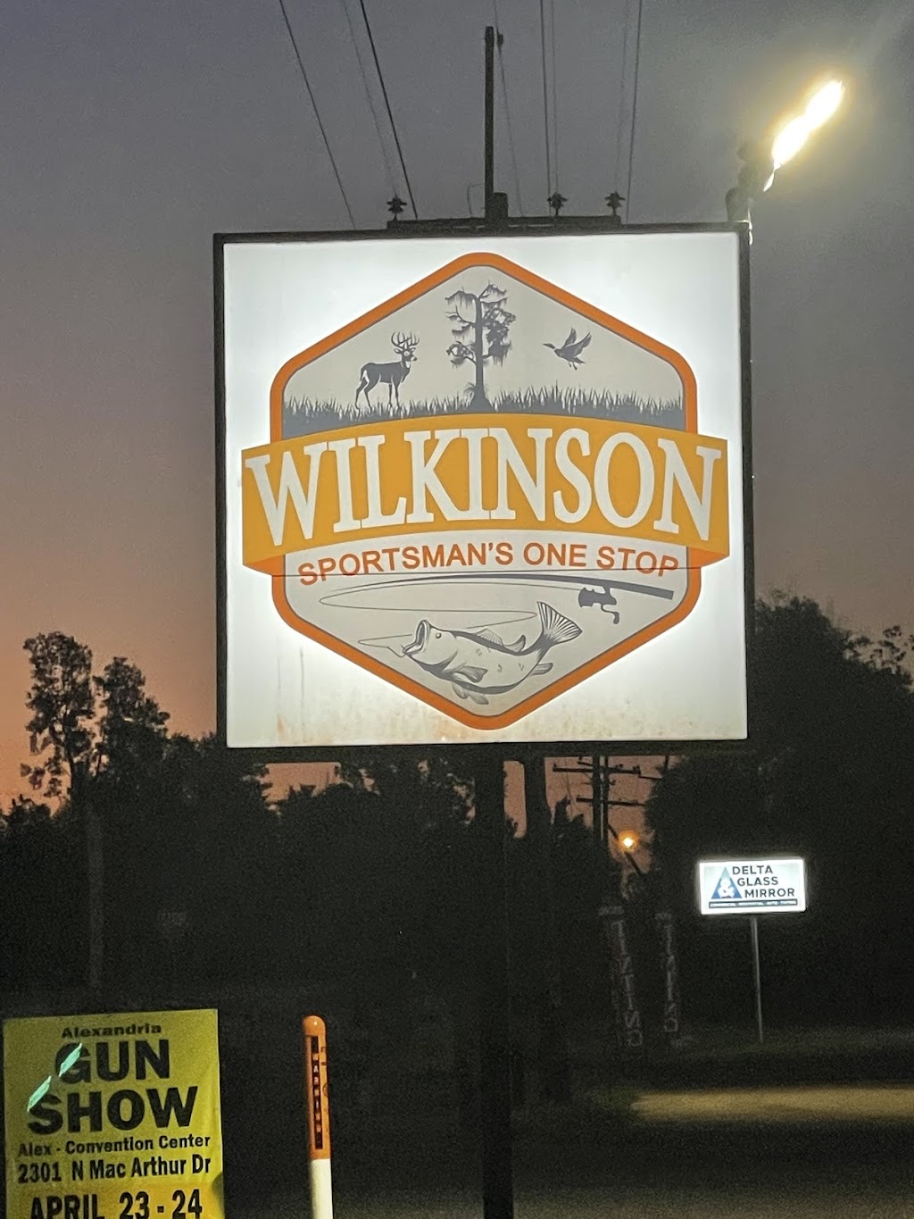 Wilkinson Sportsman One Stop | restaurant | 6476 US-84, Ridgecrest, LA 71334, USA | 3187574868 OR +1 318-757-4868