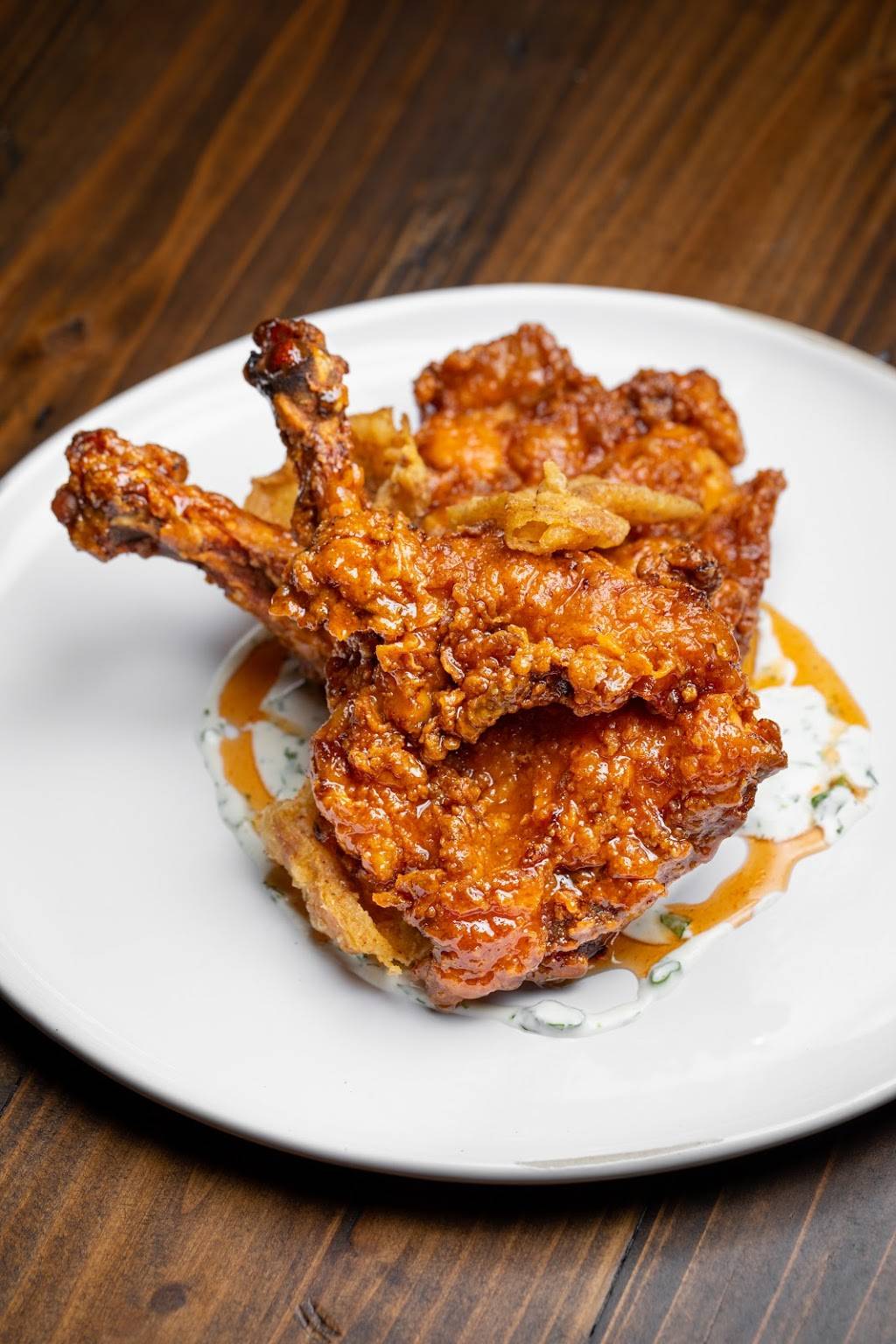 Le Coupe | restaurant | 1842 W Washington Blvd, Los Angeles, CA 90007, USA | 2133094020 OR +1 213-309-4020