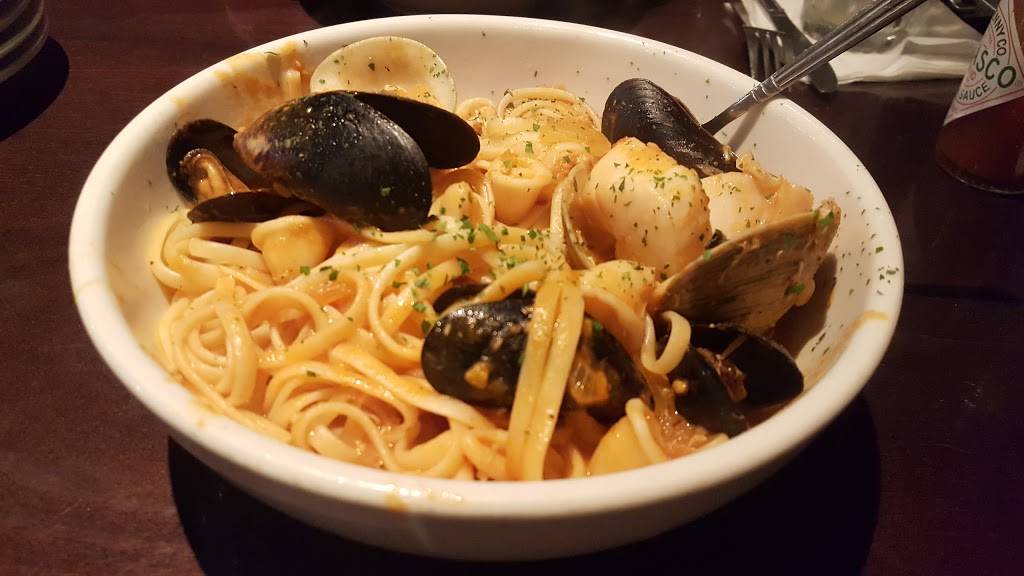 Biggies | restaurant | 430 Route 17 South, Carlstadt, NJ 07072, USA | 2019334000 OR +1 201-933-4000