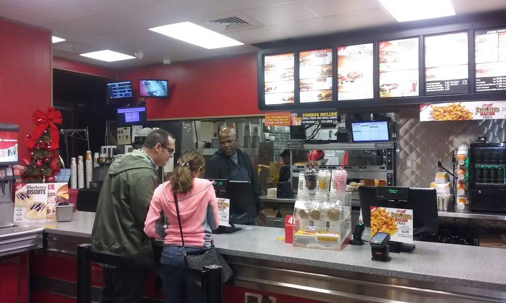 Hardees | restaurant | 313 Edgefield Rd, North Augusta, SC 29841, USA | 8032791004 OR +1 803-279-1004