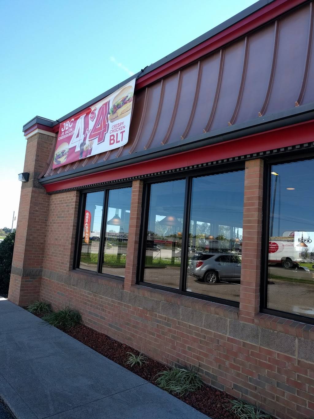 Wendys | restaurant | 100 Pacer Court Northwest, Corydon, IN 47112, USA | 8127382151 OR +1 812-738-2151