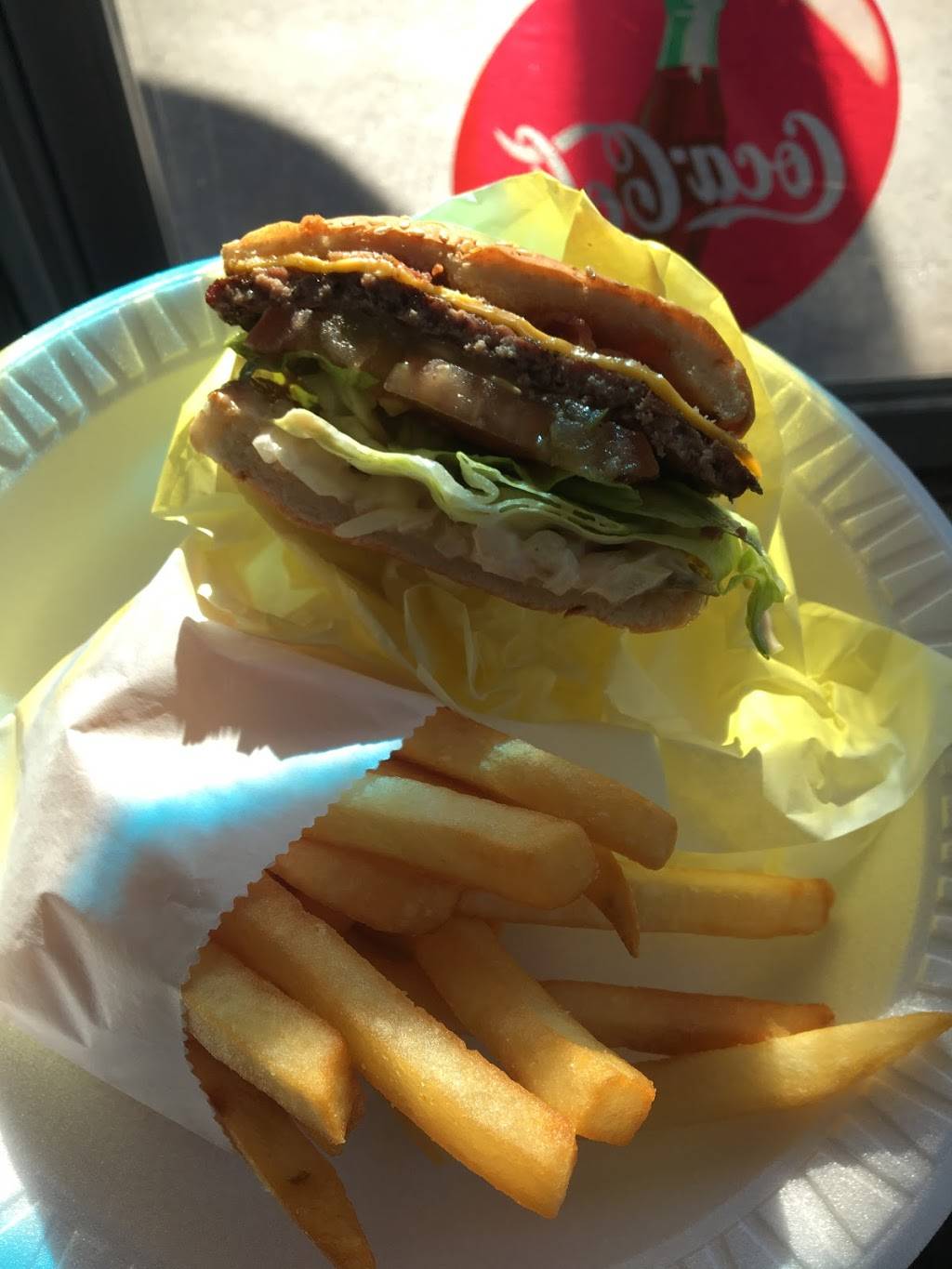 Jims Burgers | restaurant | 1901 E 1st St, Los Angeles, CA 90033, USA | 3232663886 OR +1 323-266-3886