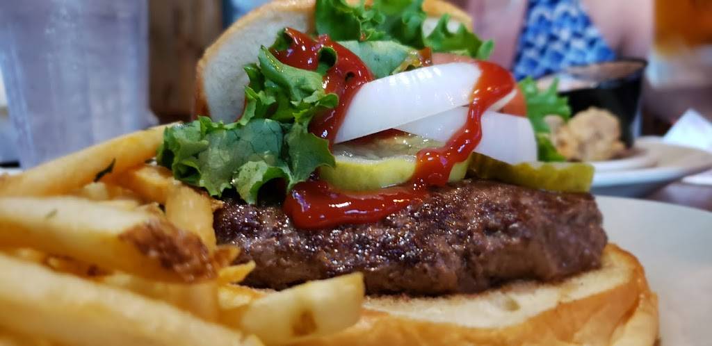 Roccos Pub | restaurant | 47 Mountainside Village Pkwy, Jasper, GA 30143, USA | 7062531900 OR +1 706-253-1900