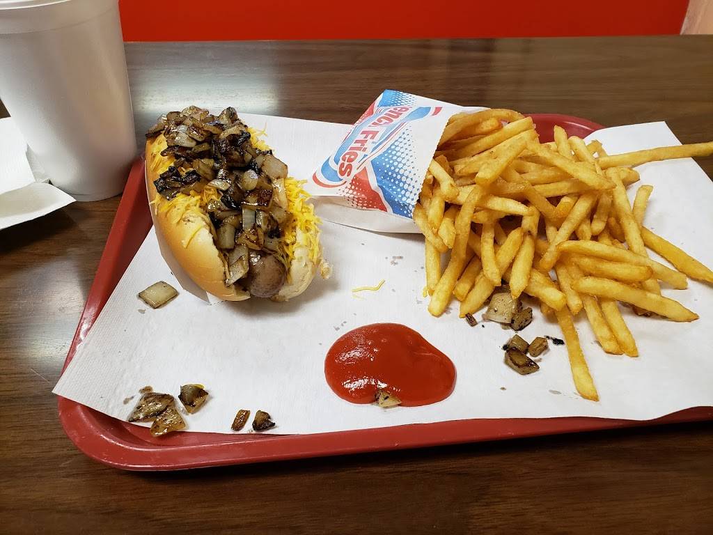 Naughty Dog West Side | restaurant | 3860 W 3rd St, Bloomington, IN 47404, USA | 8123306888 OR +1 812-330-6888