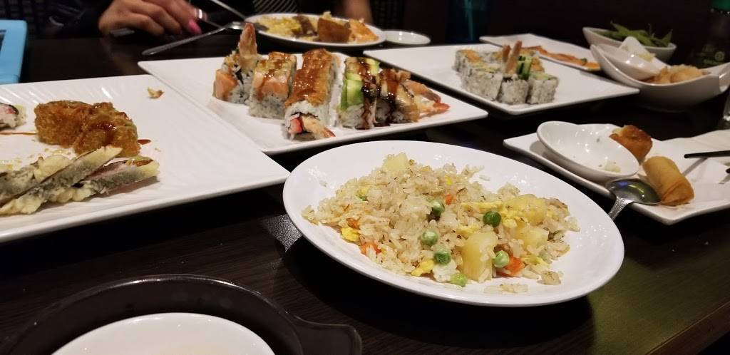 Shitake Sushi+Thai | restaurant | 4401 Highway 7 West, Woodbridge, ON L4L 9A9, Canada | 9058514401 OR +1 905-851-4401