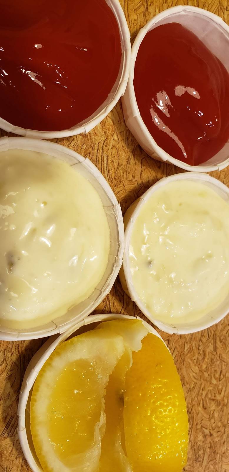 Captain Ds | restaurant | 1438 N Germantown Pkwy, Cordova, TN 38016, USA | 9017585959 OR +1 901-758-5959