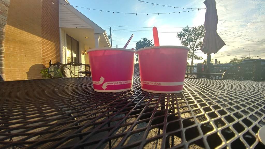 Lemonberry Frozen Yogurt | restaurant | 12927 Pearl Rd, Strongsville, OH 44136, USA | 4402380793 OR +1 440-238-0793