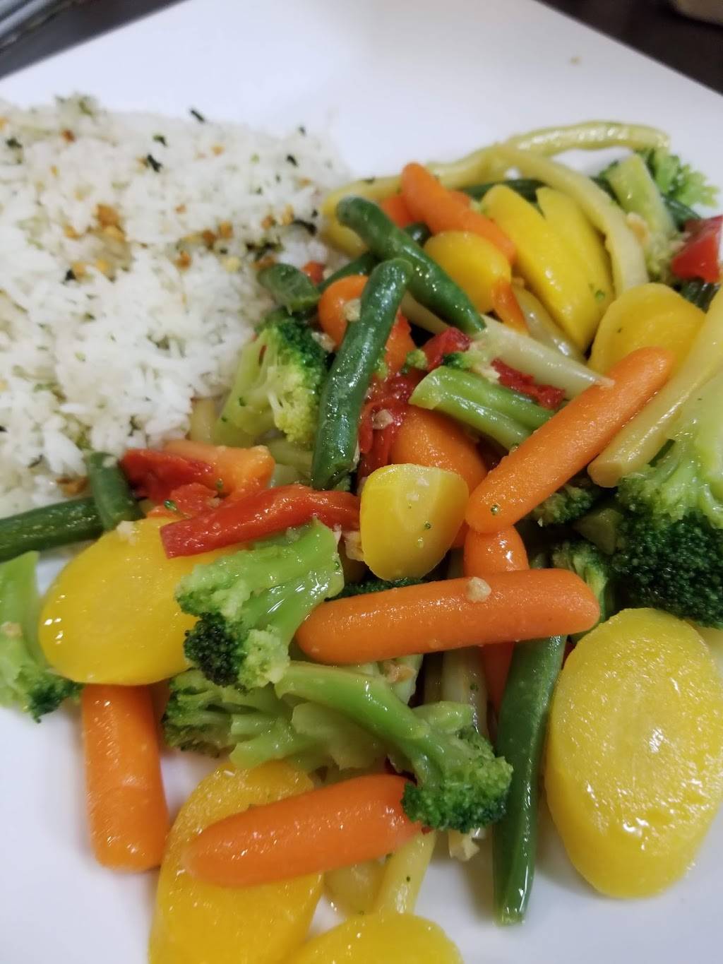 Finger Lickin BBQ Bar & Grill | restaurant | 3142 53rd Ave E #34203, Bradenton, FL 34203, USA | 9412260828 OR +1 941-226-0828