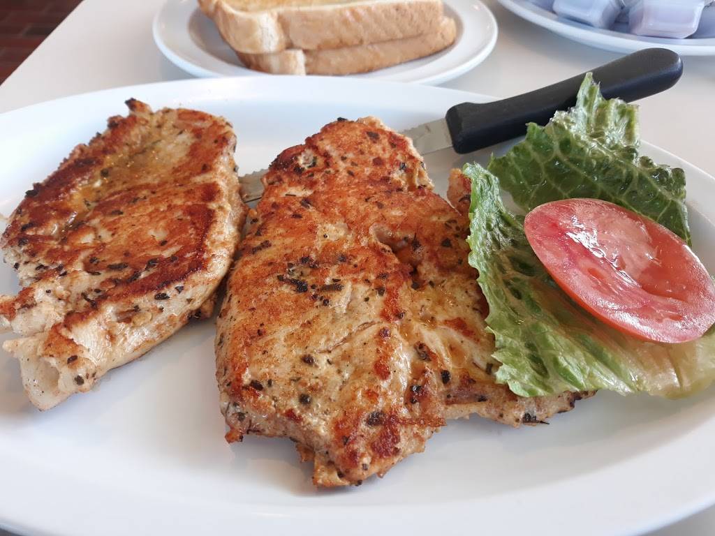 Finos Family Dining | restaurant | 450 N Perry St, Pontiac, MI 48342, USA | 2483346116 OR +1 248-334-6116