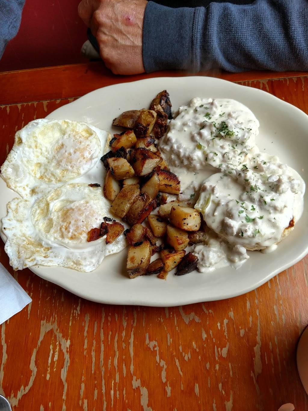 Hungry Hollow Cafe | restaurant | 37 Main St, Limerick, ME 04048, USA | 2077938585 OR +1 207-793-8585