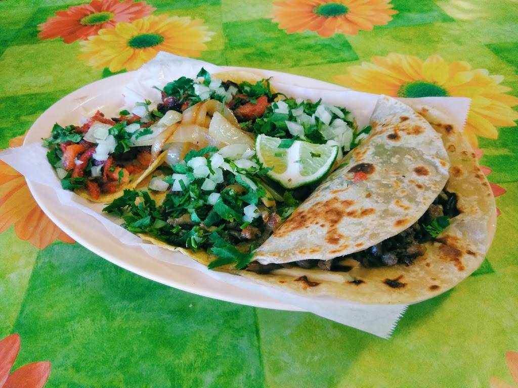 Taqueria Monterrey Chiquito Restaurant | restaurant | 1713 Telephone Rd, Houston, TX 77023, USA | 7139238898 OR +1 713-923-8898