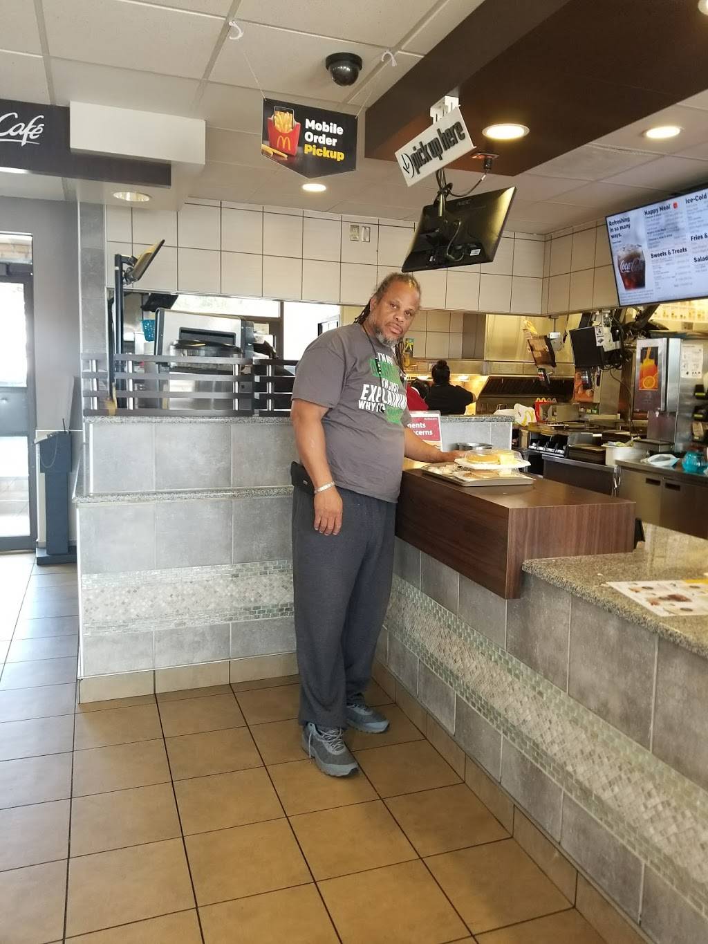 McDonalds | cafe | 190 Garrisonville Rd, Stafford, VA 22554, USA | 5406595856 OR +1 540-659-5856