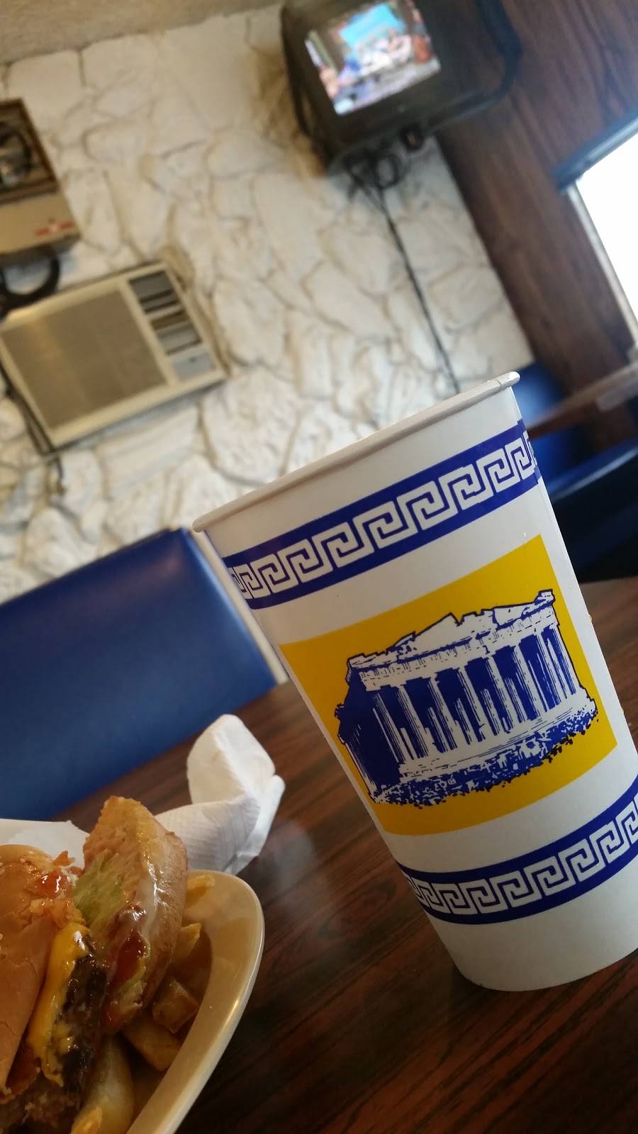 Super Charburgers | restaurant | 7700 Foothill Blvd, Tujunga, CA 91042, USA | 8183531358 OR +1 818-353-1358