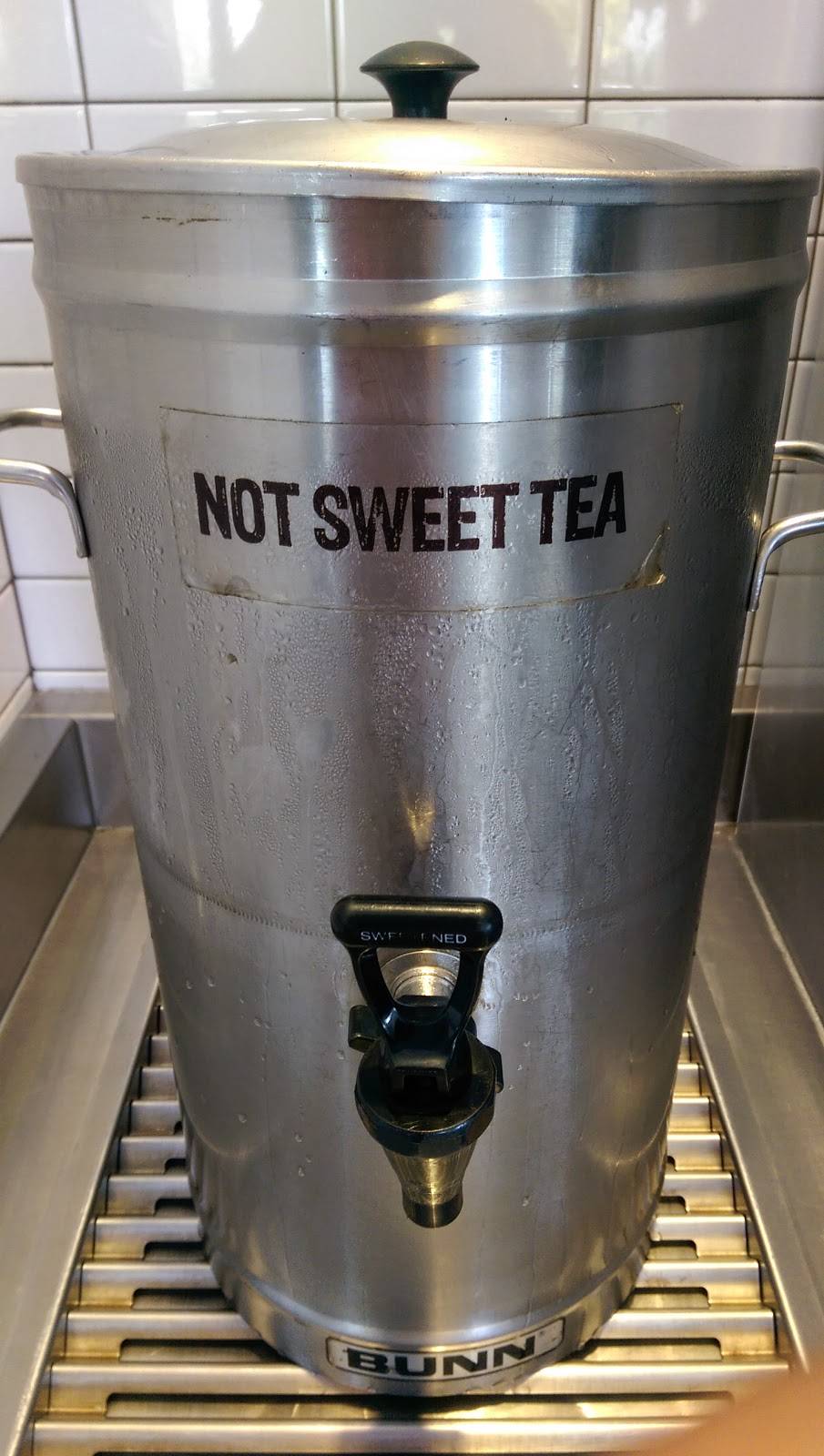 Chipotle Mexican Grill | restaurant | 2137 Upton Dr Ste 328, Virginia Beach, VA 23454, USA | 7574273241 OR +1 757-427-3241