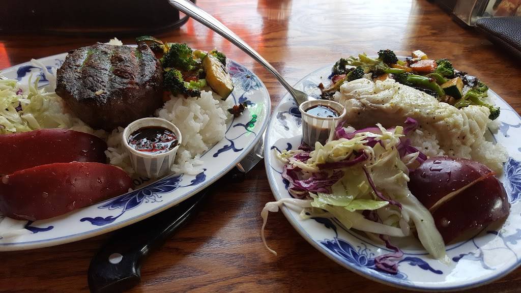 Village Hut | restaurant | 7647 SW Capitol Hwy, Portland, OR 97219, USA | 5037683975 OR +1 503-768-3975