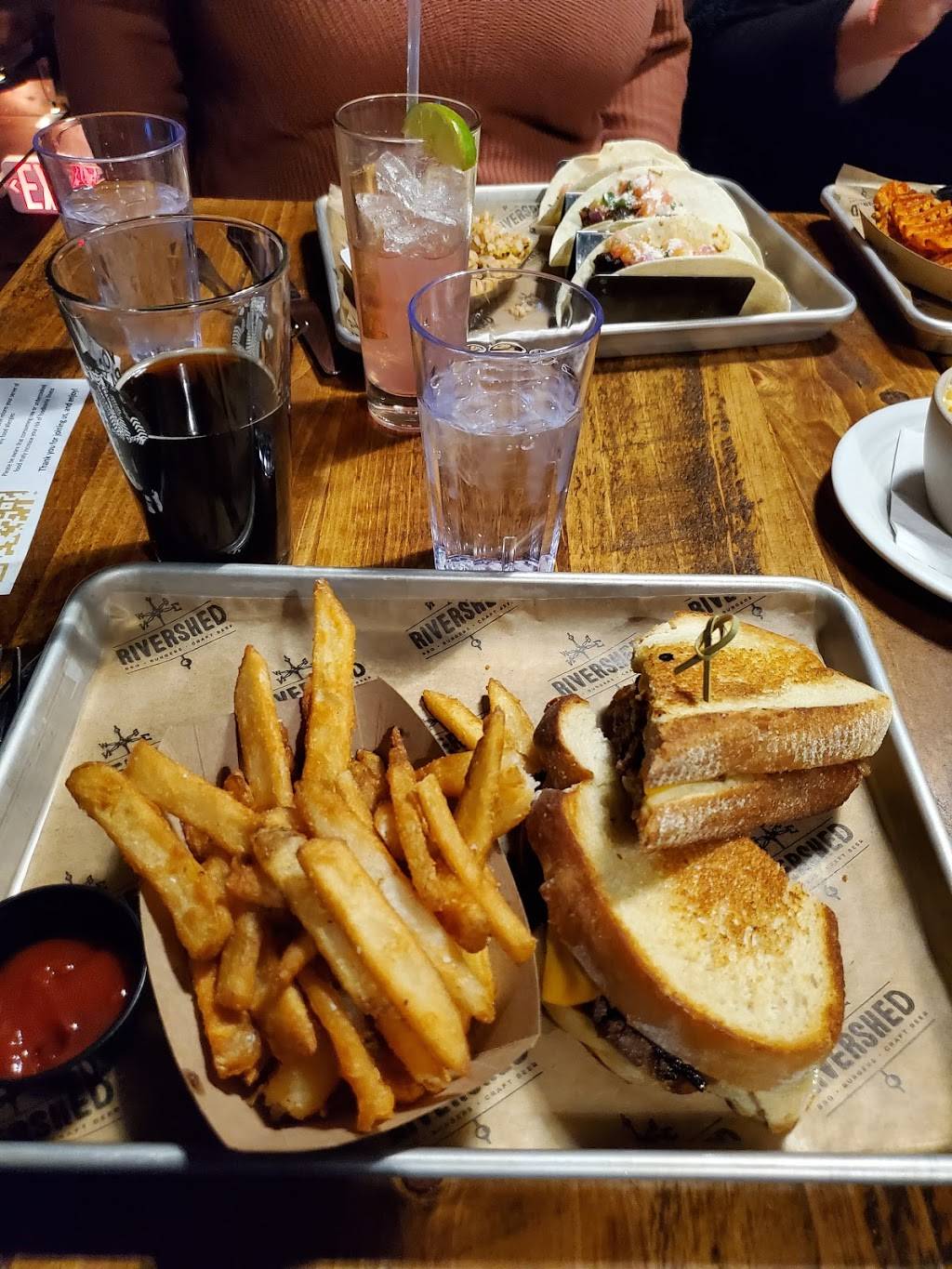 Rivershed | restaurant | 35-37 Commercial St, Braintree, MA 02184, USA | 7812775089 OR +1 781-277-5089