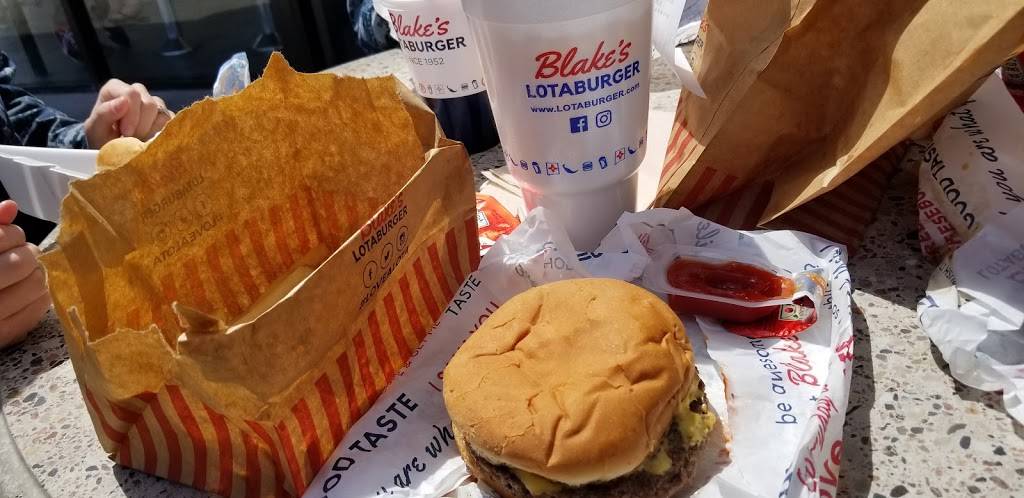 Blakes Lotaburger | restaurant | 9800 Central Ave SE, Albuquerque, NM 87123, USA | 5052920776 OR +1 505-292-0776