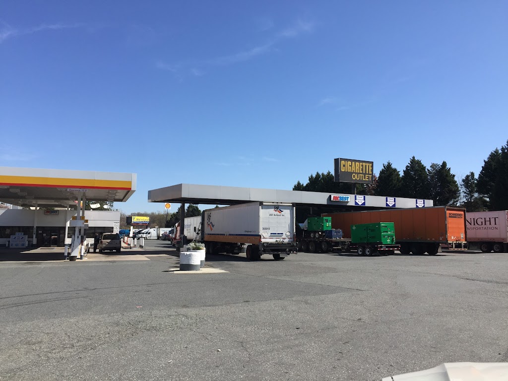 Shell | restaurant | 4601 Sunset Rd, Charlotte, NC 28216, USA | 7045977980 OR +1 704-597-7980